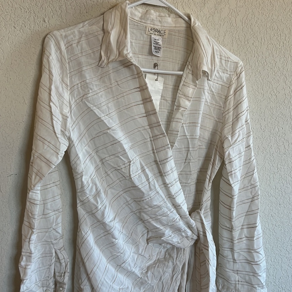 L*space Daydream Tunic in Cream - Picture 5 of 11